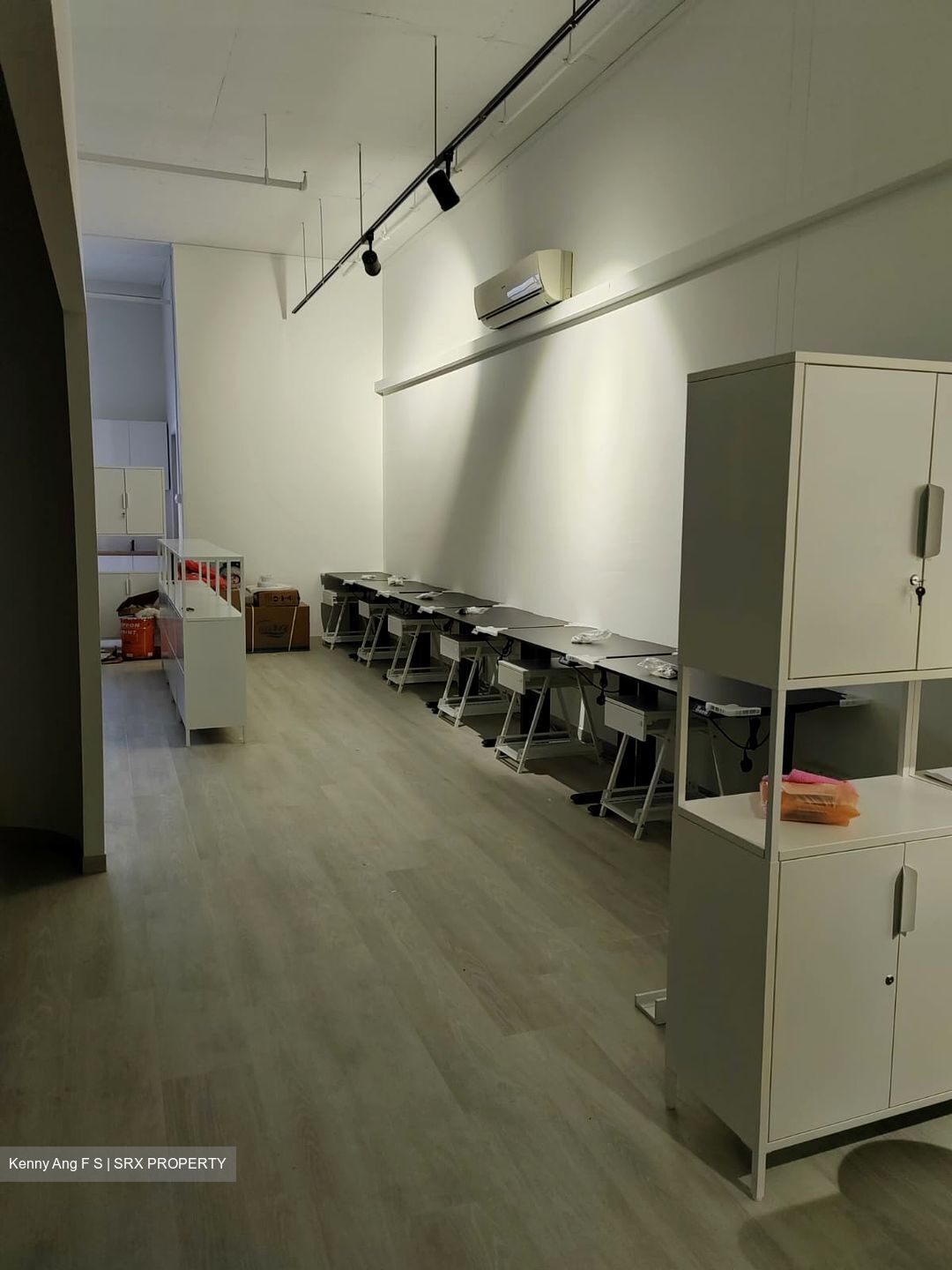 Oxley Bizhub 2 (D14), Factory #396190781